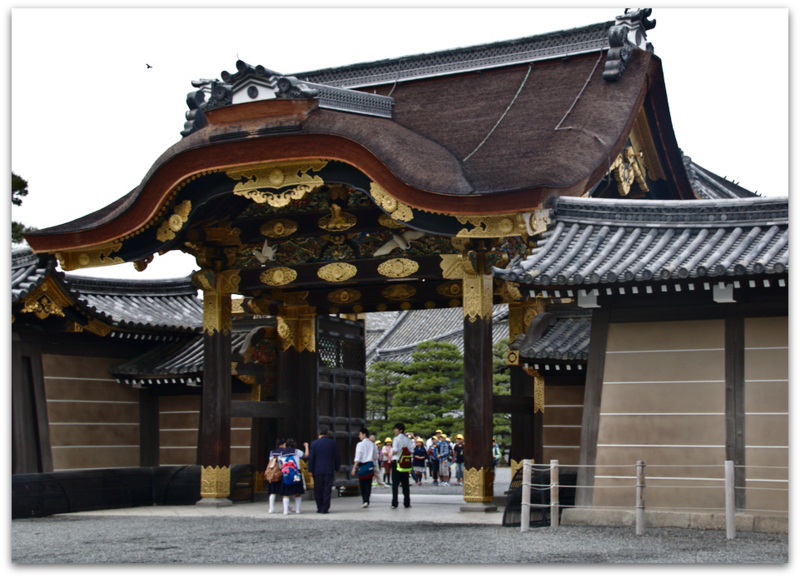 entrada Castillo de Nijo en Kioto