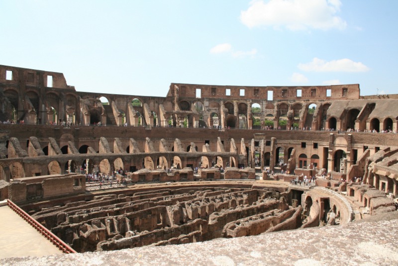 Coliseo interior 2
