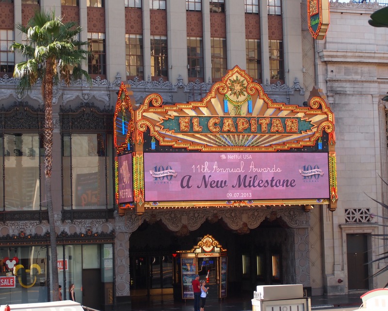 Teatro Capitán de Hollywood Boulevard en Los Angeles