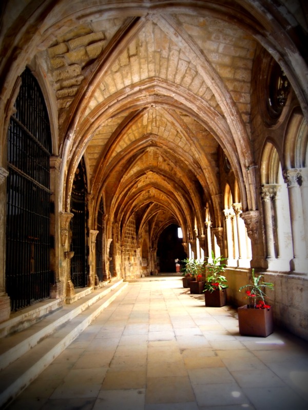 claustro en la catedral de Sé de Lisboa