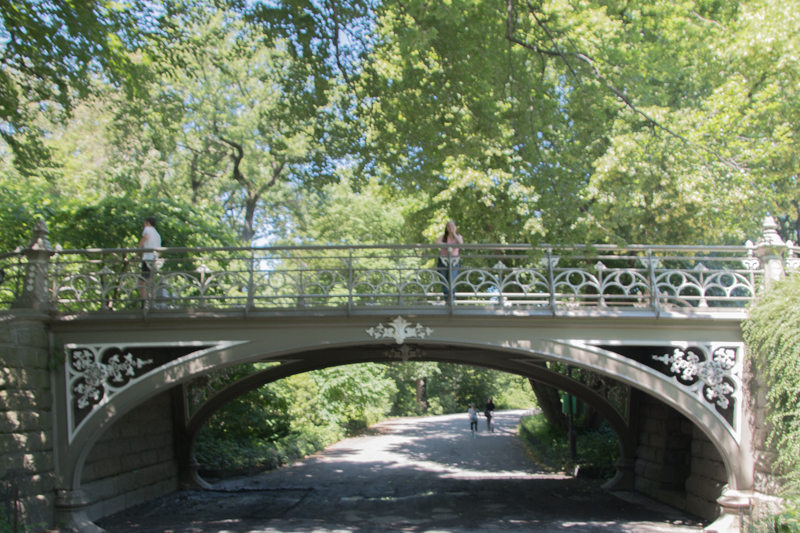 Lidia en uno de los puentes del Central Park de Nueva York