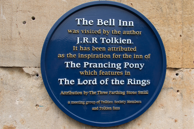 placa del Bell Inn en Moreton-in-Marsh
