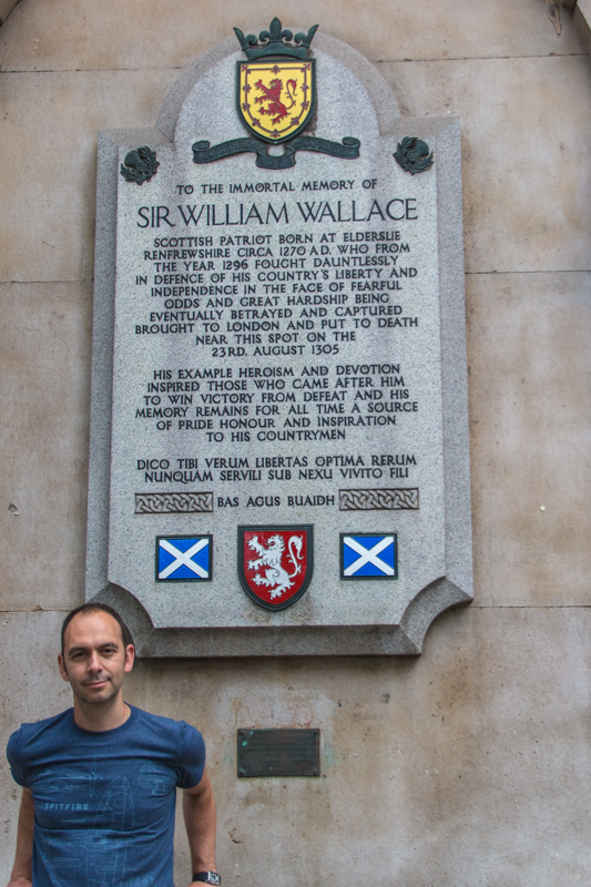 Sergio en la placa de William Wallace